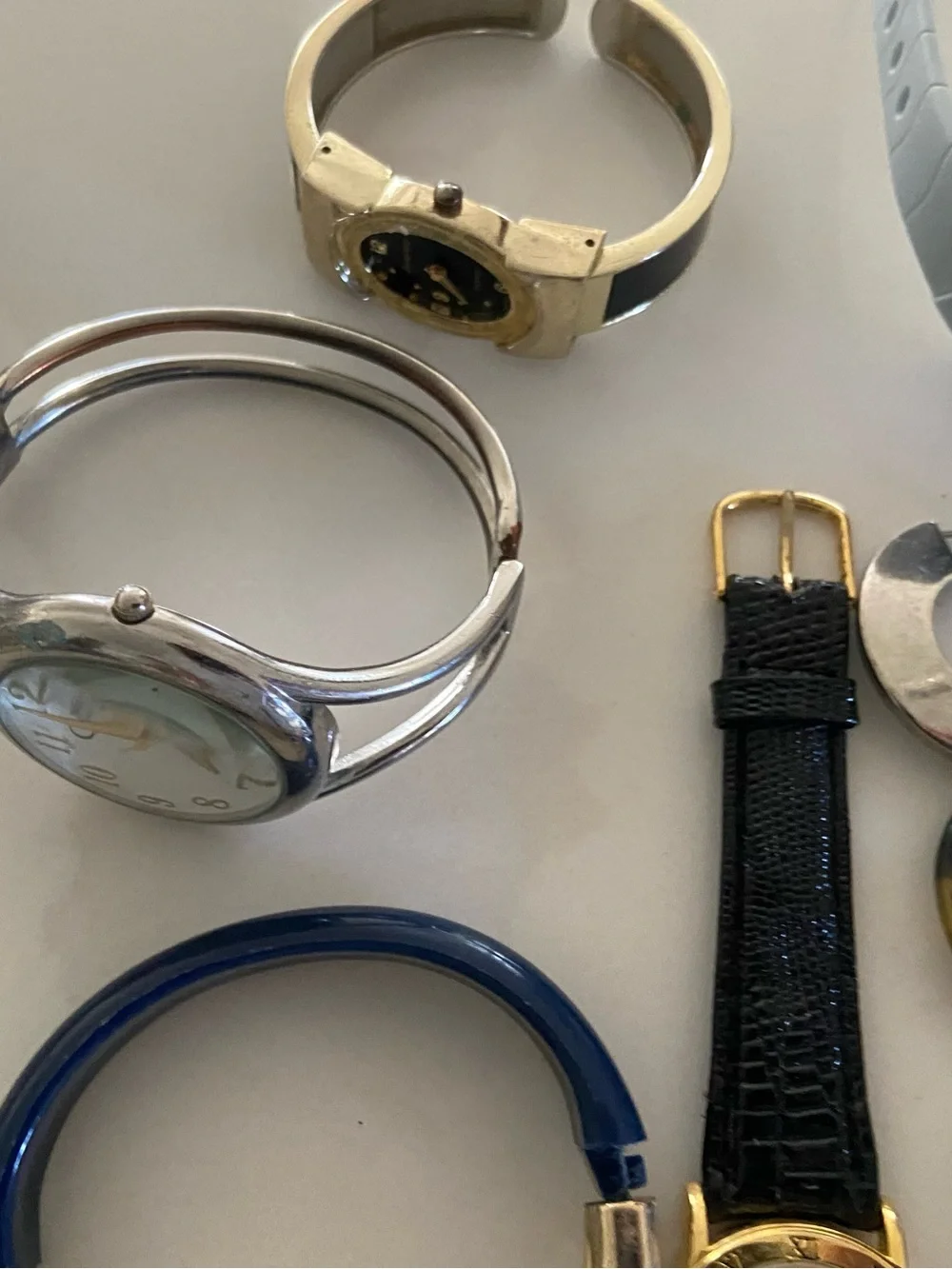 Mixed Women's Watches and Bands - Assorted Colors and Styles untested parts/Fix